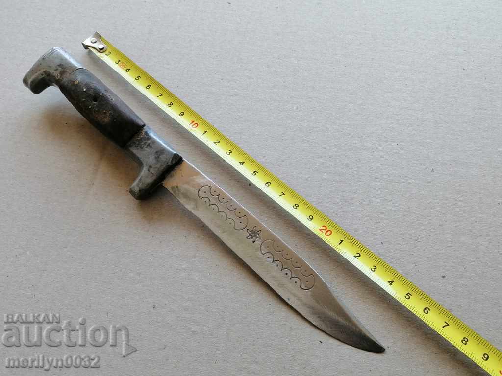 An old hiking knife with a buffalo horn handle - 7 An old hiking knife with a buffalo horn handle - 7
