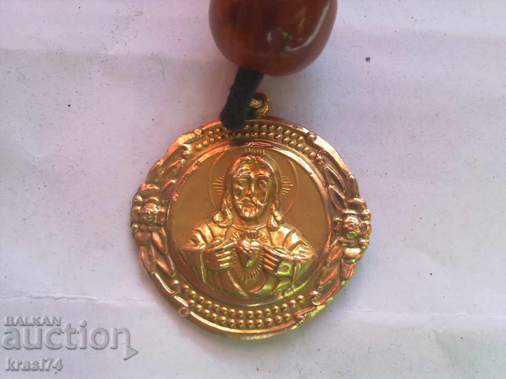 Licitație Un încuietoare mare este de aur și argint