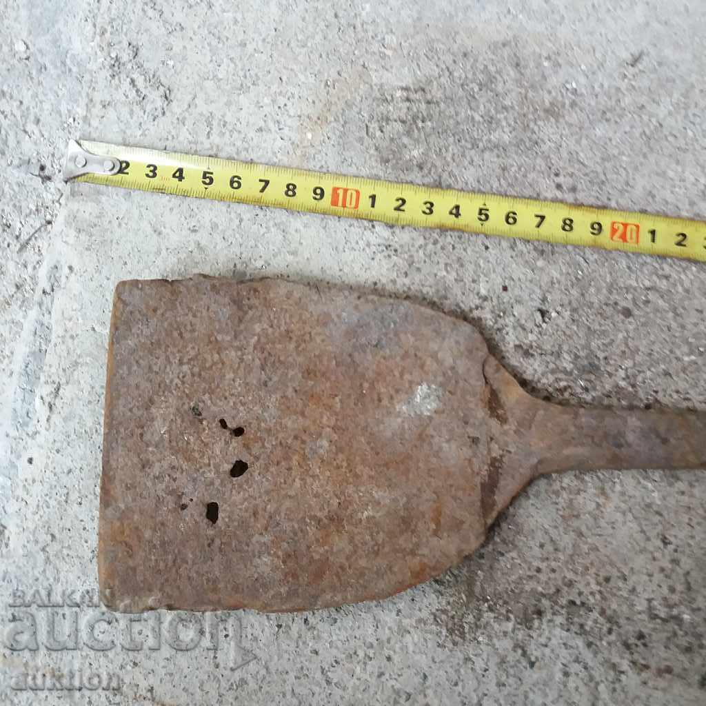 OLD MASSIVE FORGED SHADOW with price 4.99 BGN | € 2.55 OLD MASSIVE FORGED SHADOW with price 4.99 BGN | € 2.55