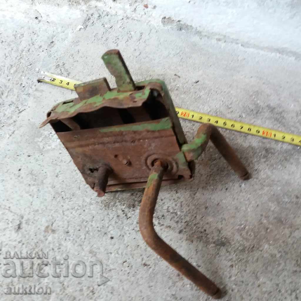 Auction OLD FORGED MASSIVE LOCK Auction OLD FORGED MASSIVE LOCK