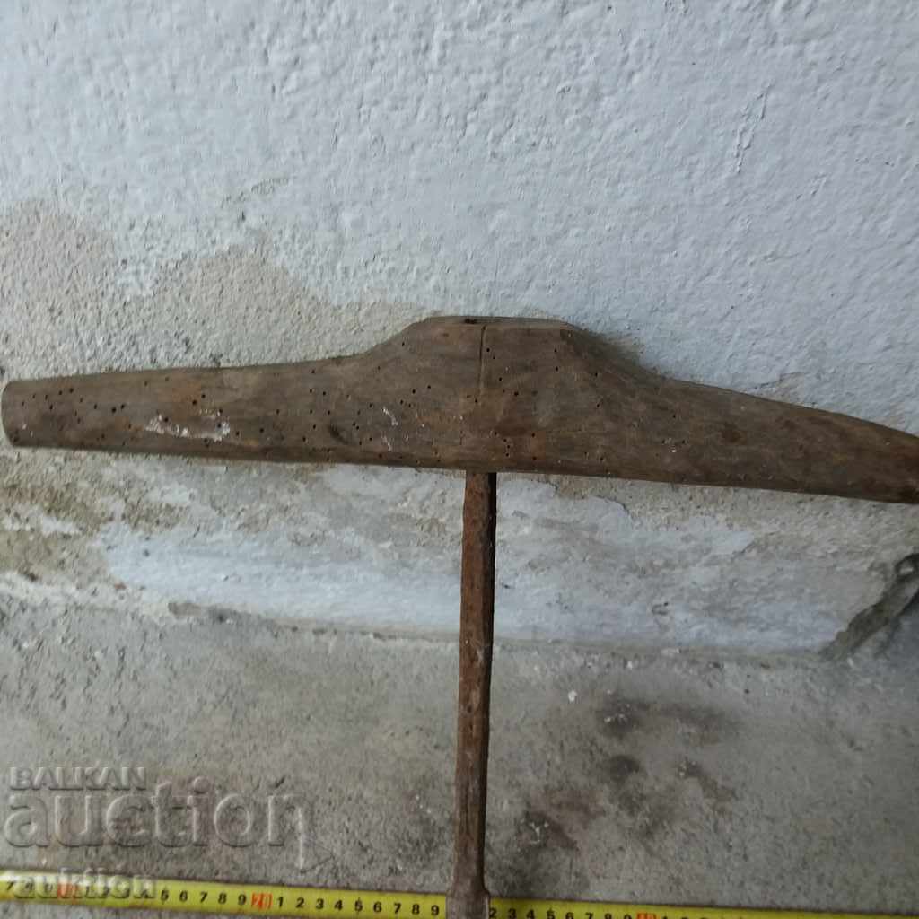OLD MASSIVE FORGED DRILL - JOINING TOOL - 7 OLD MASSIVE FORGED DRILL - JOINING TOOL - 7