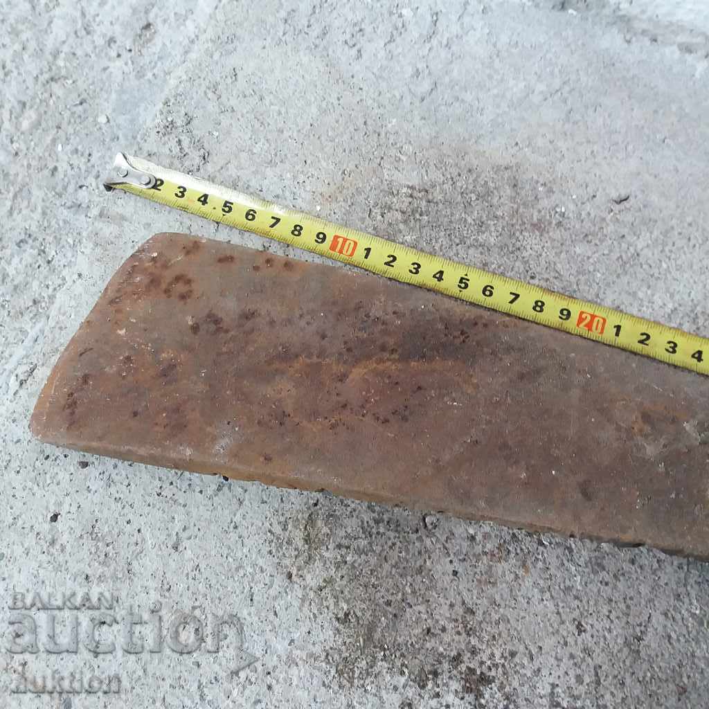 Auction OLD MASSIVE WROUGHT IRON FOR STONING Auction OLD MASSIVE WROUGHT IRON FOR STONING