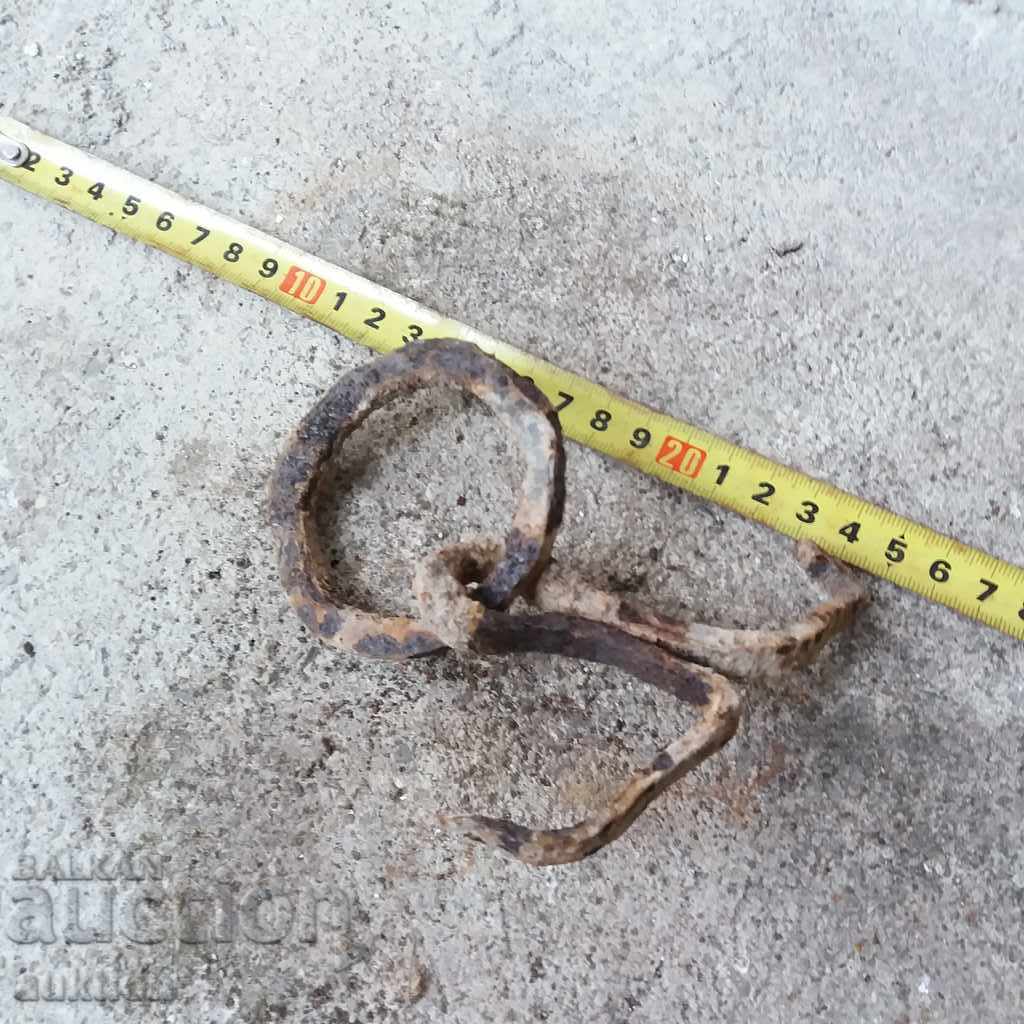 Delivery of OLD FORGED CONNECTION FOR THE RIVER PORT - CRANE