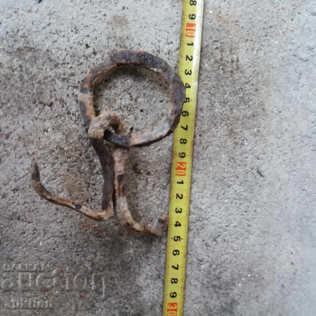 OLD FORGED CONNECTION FOR THE RIVER PORT - CRANE