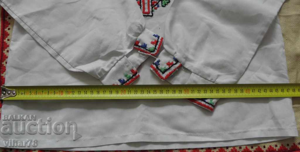Auction Children's shirt with belt folk costume Auction Children's shirt with belt folk costume