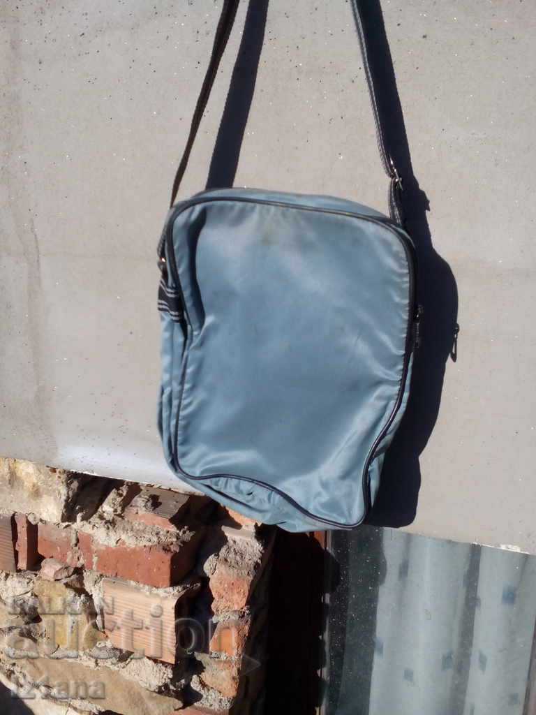 Licitație Geanta veche, BGA BALKAN, BALKAN Licitație Geanta veche, BGA BALKAN, BALKAN