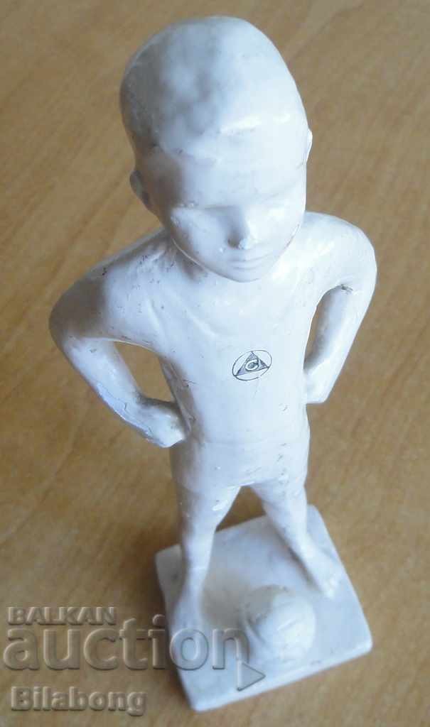 Statuette of a soccer player from Slavia, 1950s with price 50.00 BGN | € 25.56 Statuette of a soccer player from Slavia, 1950s with price 50.00 BGN | € 25.56