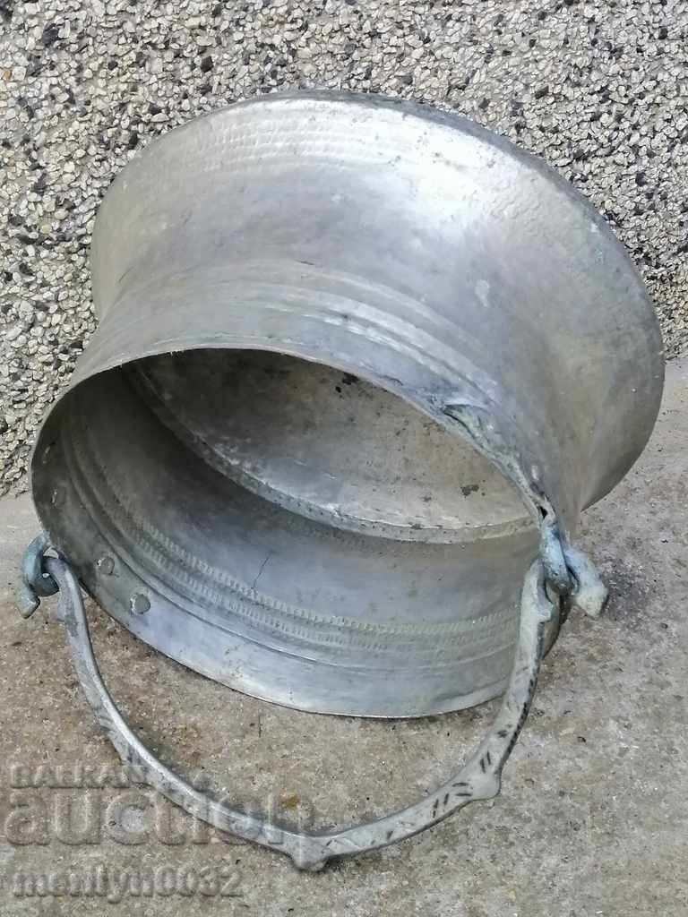 Tinned boiler, baker, water tank, copper copper pot with price 129.00 BGN | € 65.96 Tinned boiler, baker, water tank, copper copper pot with price 129.00 BGN | € 65.96