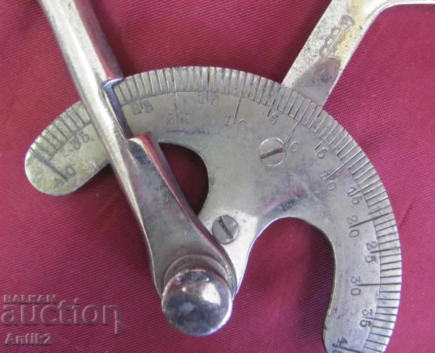 Delivery of 19th Century Antique Medical Measurement Instrument Delivery of 19th Century Antique Medical Measurement Instrument
