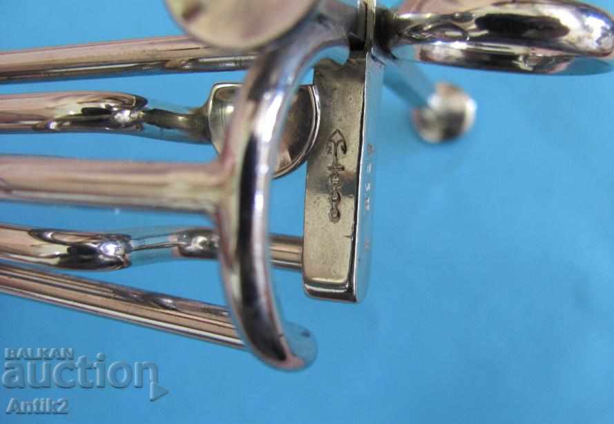 Delivery of World War II Antique Medical Instrument D.R.G.M Delivery of World War II Antique Medical Instrument D.R.G.M