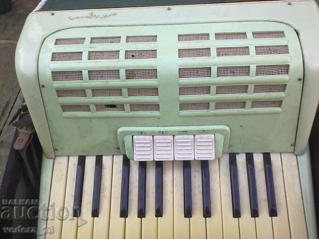 ACCORDION -40 bass with price 95.00 BGN | € 48.57