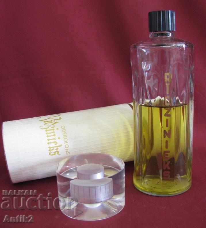 Old Shishe with USSR Perfume RIGA with price 130.00 BGN | € 66.47