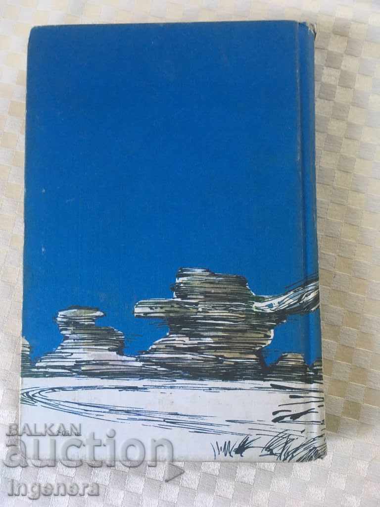 Auction BOOK MAIN READ APARTMENT Auction BOOK MAIN READ APARTMENT