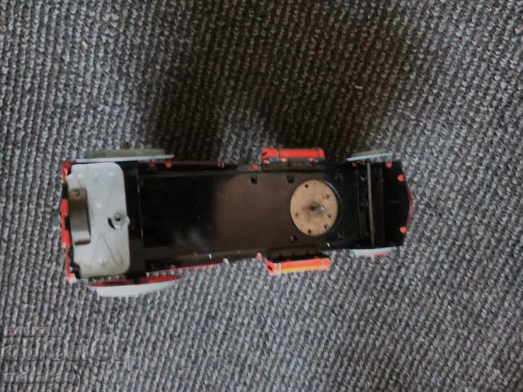 Delivery of Toy locomotive