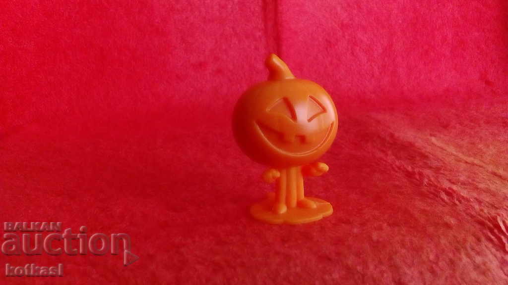 Chocolate Egg Pumpkin Halloween Figure with price 3.50 BGN | € 1.79 Chocolate Egg Pumpkin Halloween Figure with price 3.50 BGN | € 1.79