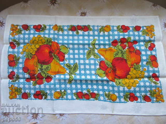/ N / NEW AND BEAUTIFUL LINEN COVER FROM SOCA - 46x74 cm / 1 /