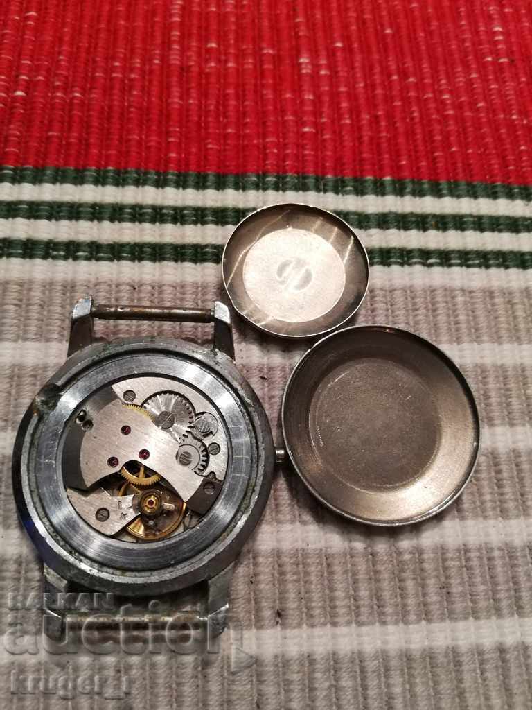 Licitație ceasul Zarya