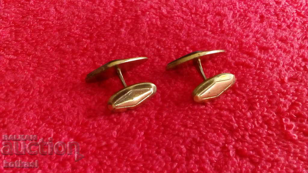 Licitație Butoane vechi cu butoane Licitație Butoane vechi cu butoane