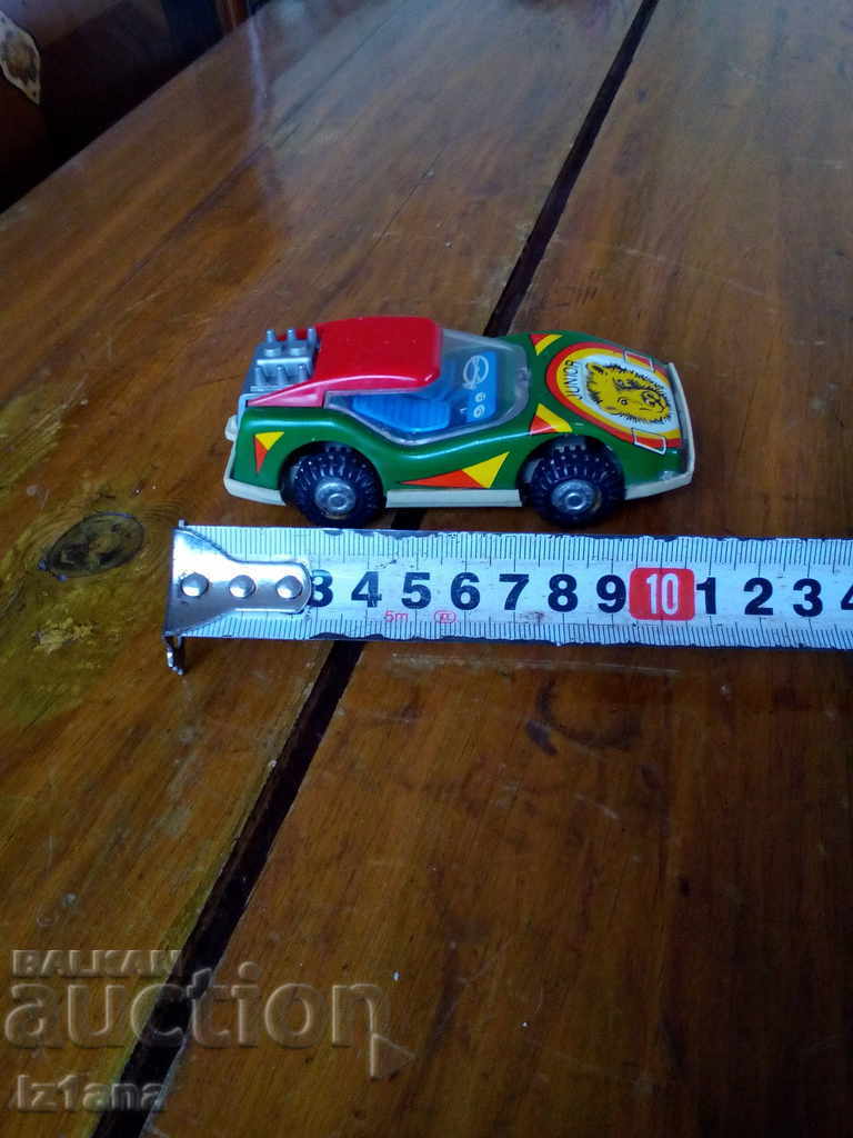 Δημοπρασία Παλιό αυτοκίνητο, τρόλεϊ