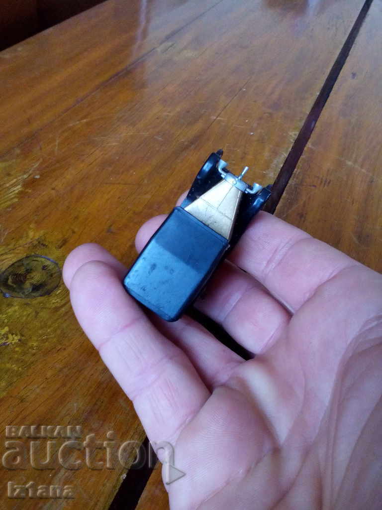 Παλιό αυτοκίνητο, τρόλεϊ - 6 Παλιό αυτοκίνητο, τρόλεϊ - 6