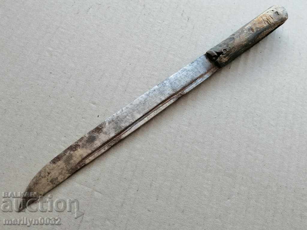 Auction An old knife with buffalo horns primitive Auction An old knife with buffalo horns primitive