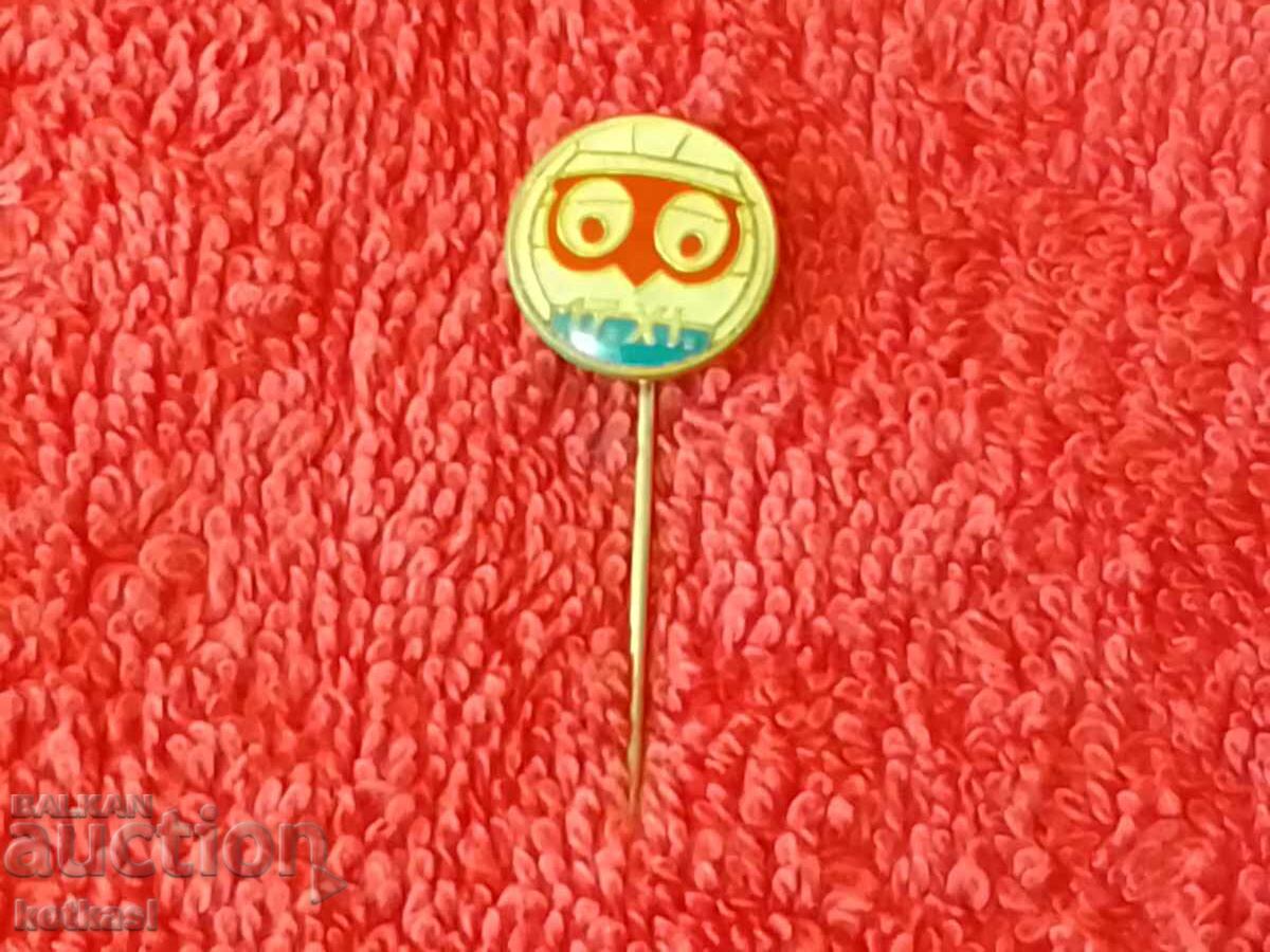 Old sports badge bronze pin Volleyball - 5 Old sports badge bronze pin Volleyball - 5