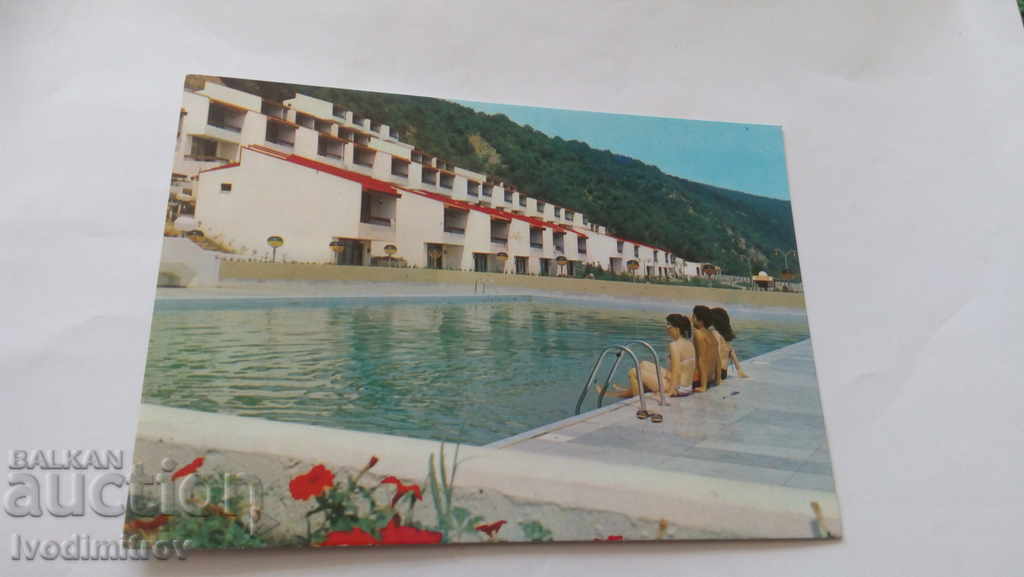 Пощенска картичка Елените Плувният басейн 1987