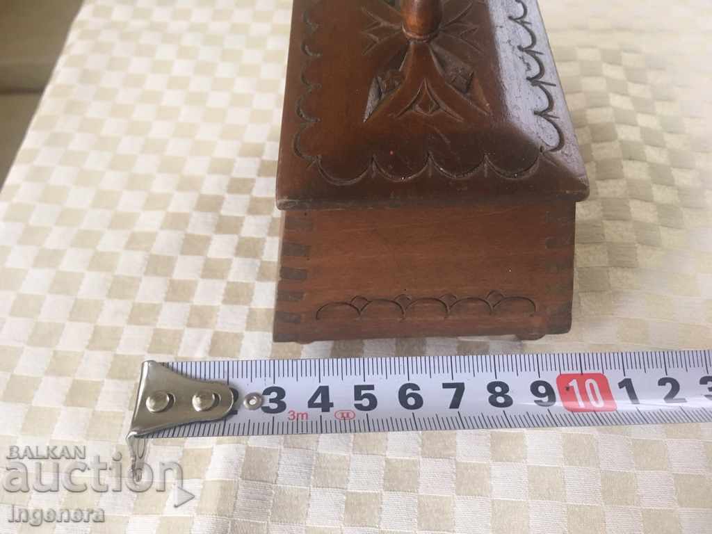 Delivery of BOX OF WOODWORKING Delivery of BOX OF WOODWORKING