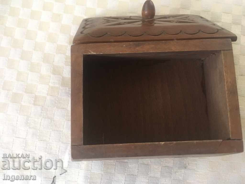 BOX OF WOODWORKING - 5 BOX OF WOODWORKING - 5