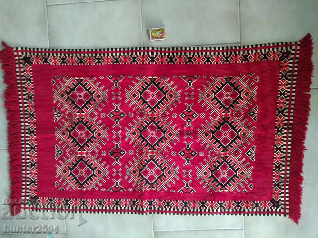 Wall drawer, hand embroidered tapestry in red. with price 39.95 BGN | € 20.43