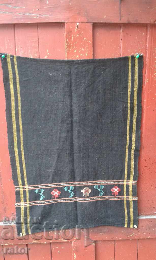 Șorț autentic. Costum popular