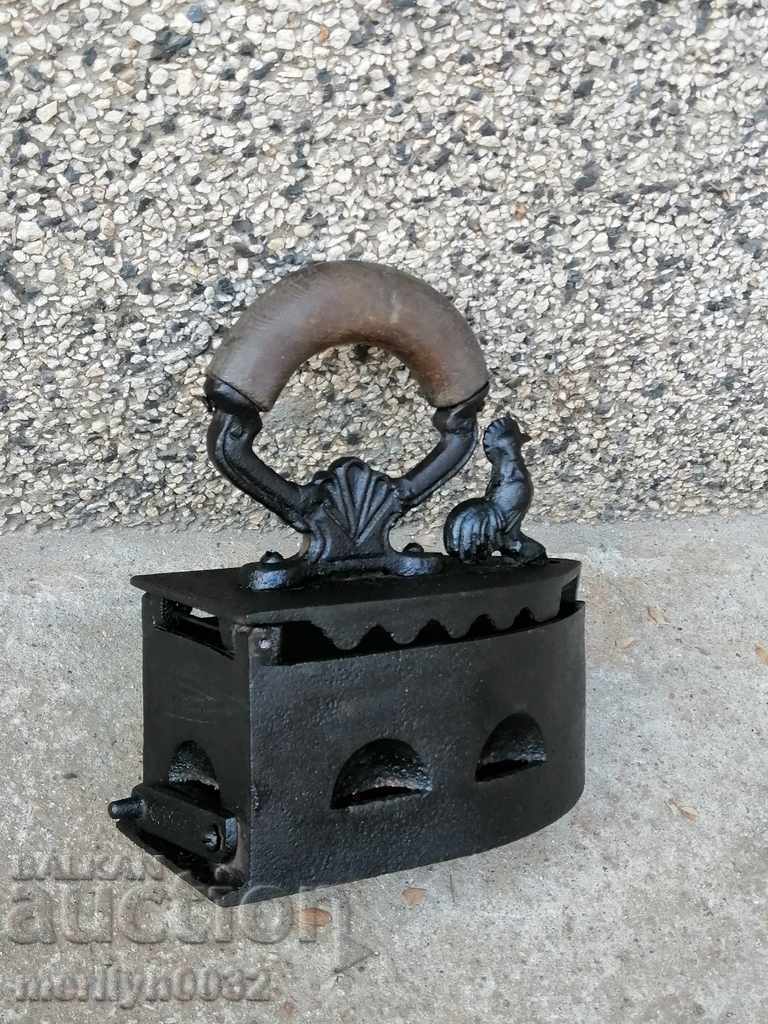 Παλιά σιδήρου στην πυρκαγιά - 5 Παλιά σιδήρου στην πυρκαγιά - 5