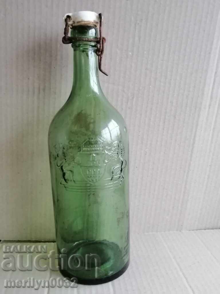 Delivery of An old Hungarian bottle bottles 1 liter glass Delivery of An old Hungarian bottle bottles 1 liter glass