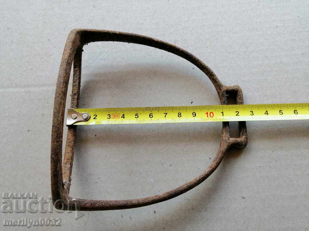 Auction Strive for a cavalry horse Auction Strive for a cavalry horse