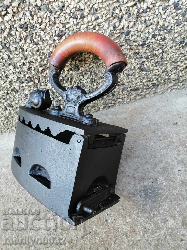 Licitație fier vechi de pe foc Licitație fier vechi de pe foc