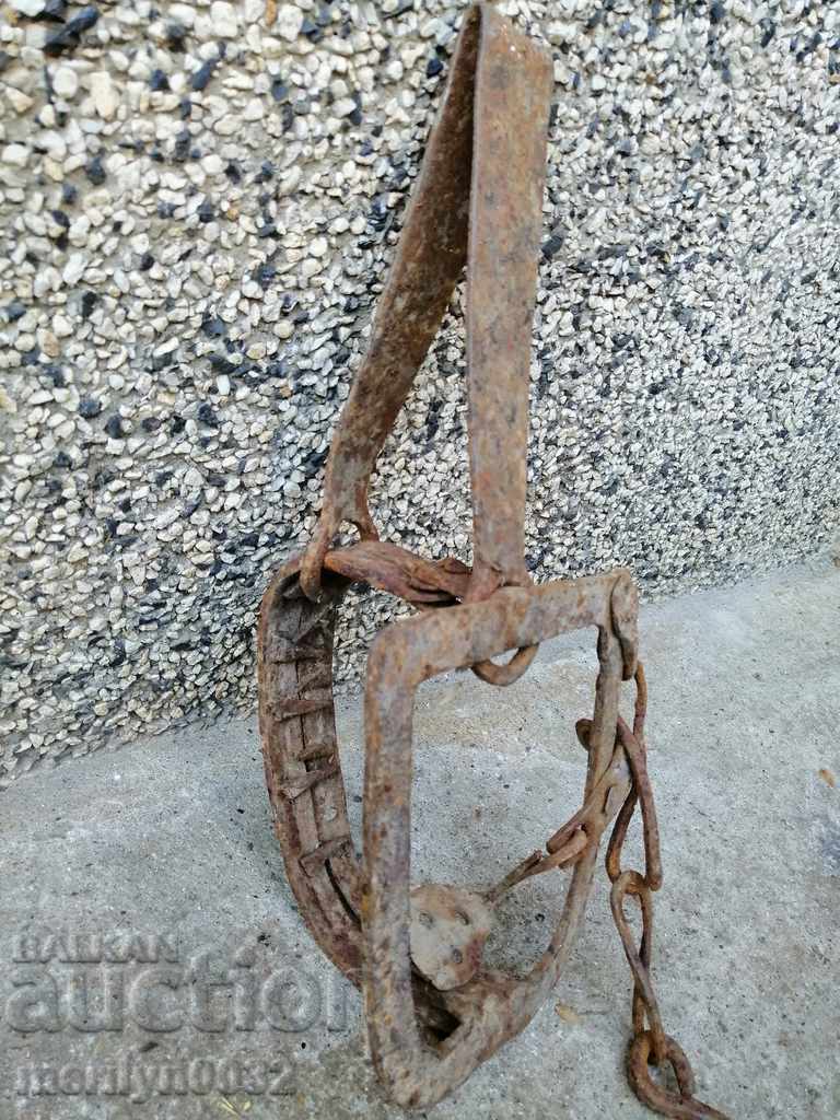 Hand forged wrought iron trap with price 67.00 BGN | € 34.26 Hand forged wrought iron trap with price 67.00 BGN | € 34.26