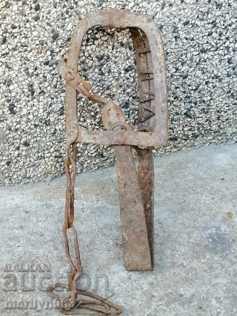 Delivery of Hand forged wrought iron trap Delivery of Hand forged wrought iron trap