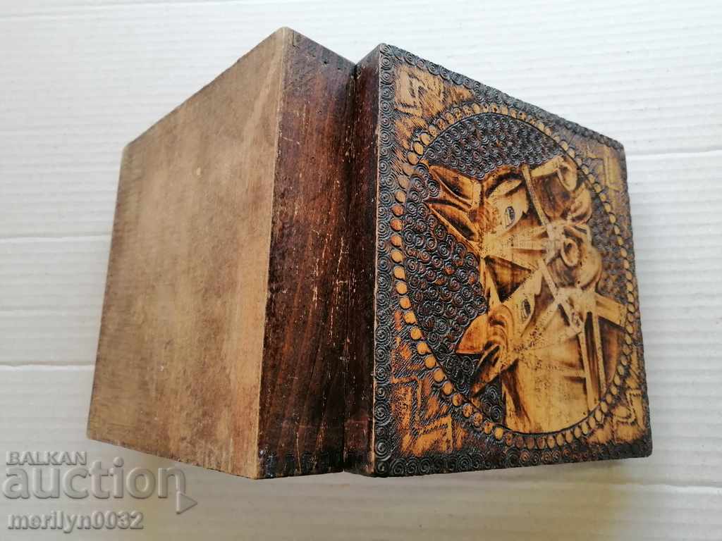 Old pyrographic box of wood, wooden, 40's with price 50.00 BGN | € 25.56 Old pyrographic box of wood, wooden, 40's with price 50.00 BGN | € 25.56