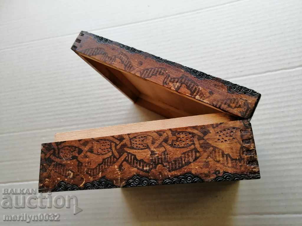 Old pyrographic box of wood, wooden, 40's - 7 Old pyrographic box of wood, wooden, 40's - 7
