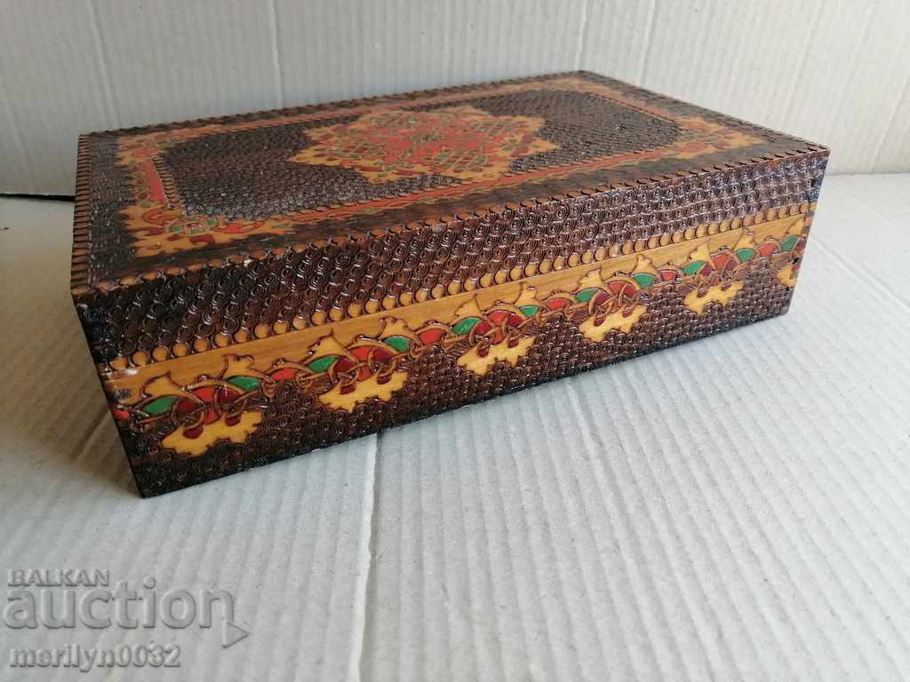 Old pyrographic box of wood, wooden, 40's with price 60.00 BGN | € 30.68 Old pyrographic box of wood, wooden, 40's with price 60.00 BGN | € 30.68