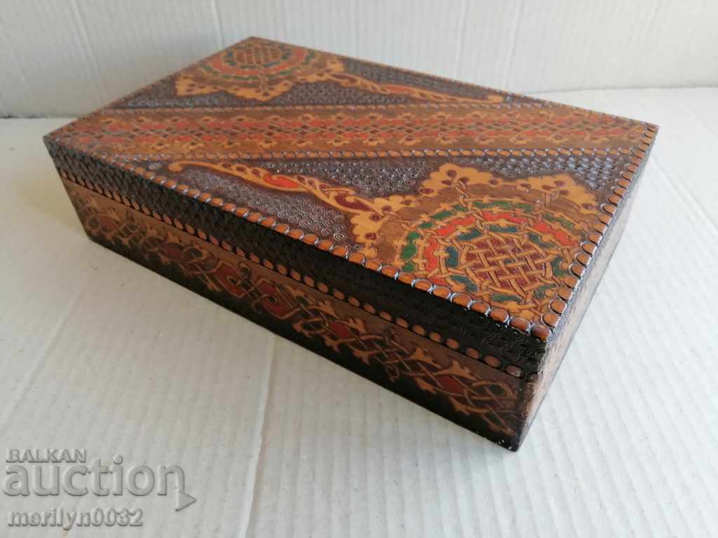 Old pyrographic box of wood, wooden, 40's with price 60.00 BGN | € 30.68 Old pyrographic box of wood, wooden, 40's with price 60.00 BGN | € 30.68