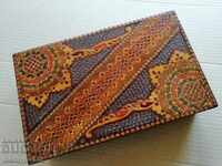 Cutie veche din lemn pirogravat, artizanat, anii '40