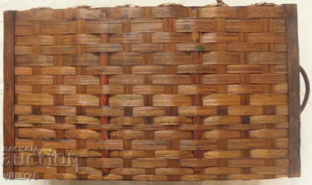 box can be locked with two padlocks - 7 box can be locked with two padlocks - 7