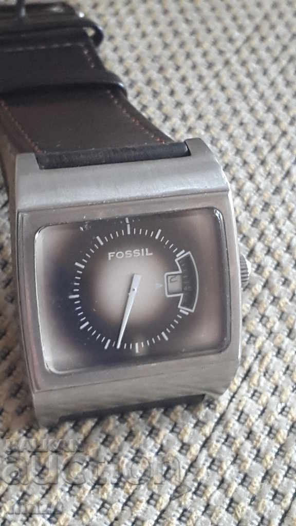 Delivery of MEN'S DIGITAL WRIST WATCH