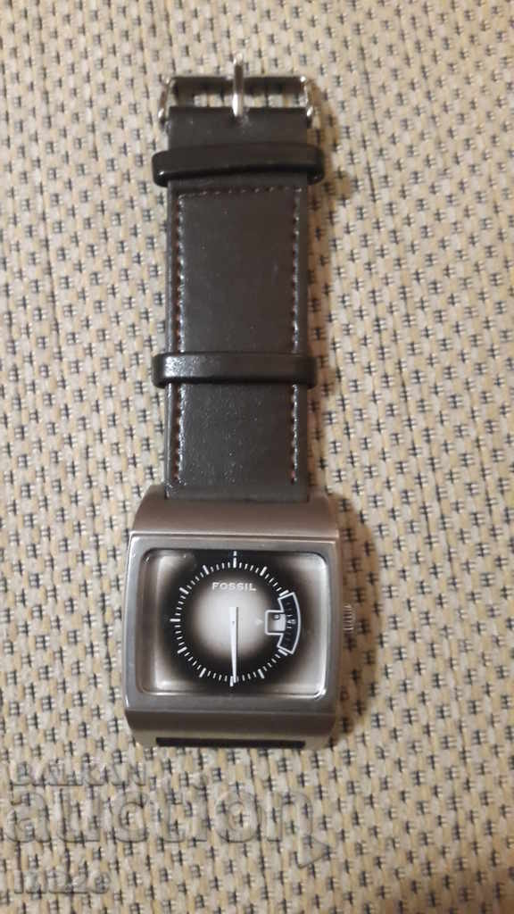 MEN'S DIGITAL WRIST WATCH - 5