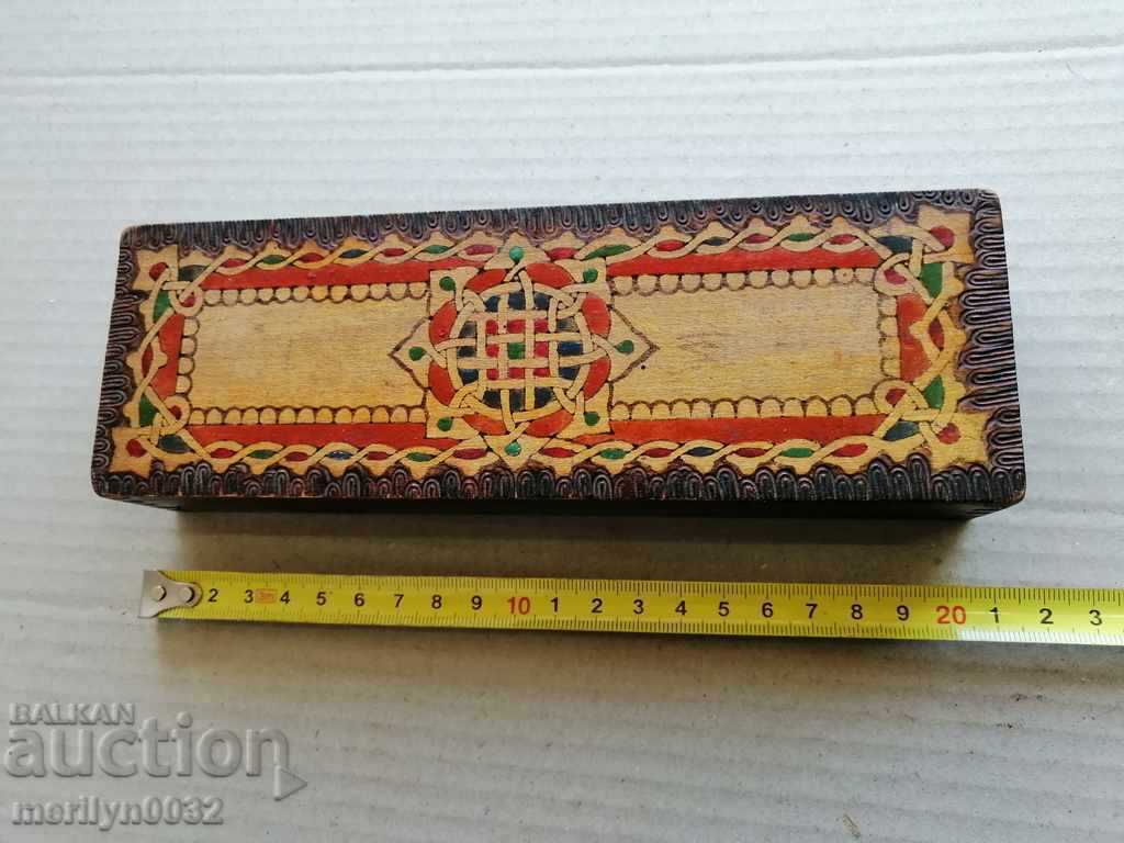 Pyrographic box of wood for pencils and pens 40s with price 32.00 BGN | € 16.36 Pyrographic box of wood for pencils and pens 40s with price 32.00 BGN | € 16.36