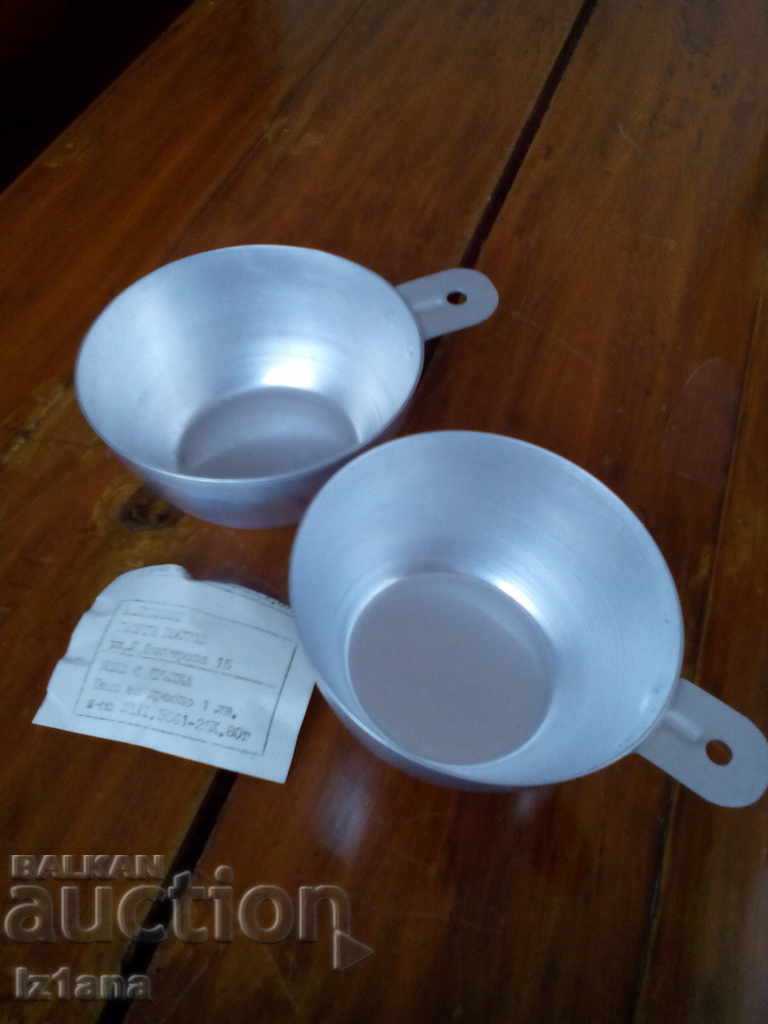 Old helmet, bowl, panic with price 30.00 BGN | € 15.34 Old helmet, bowl, panic with price 30.00 BGN | € 15.34