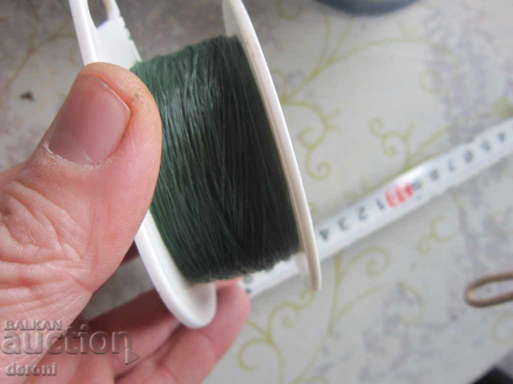 Auction  Fishing Reel with Spool 4