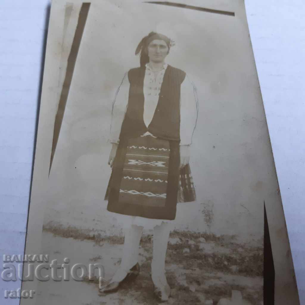 Veche carte poștală Folclor - Costum popular, costume cu preț € 1.49 | 2.91 BGN