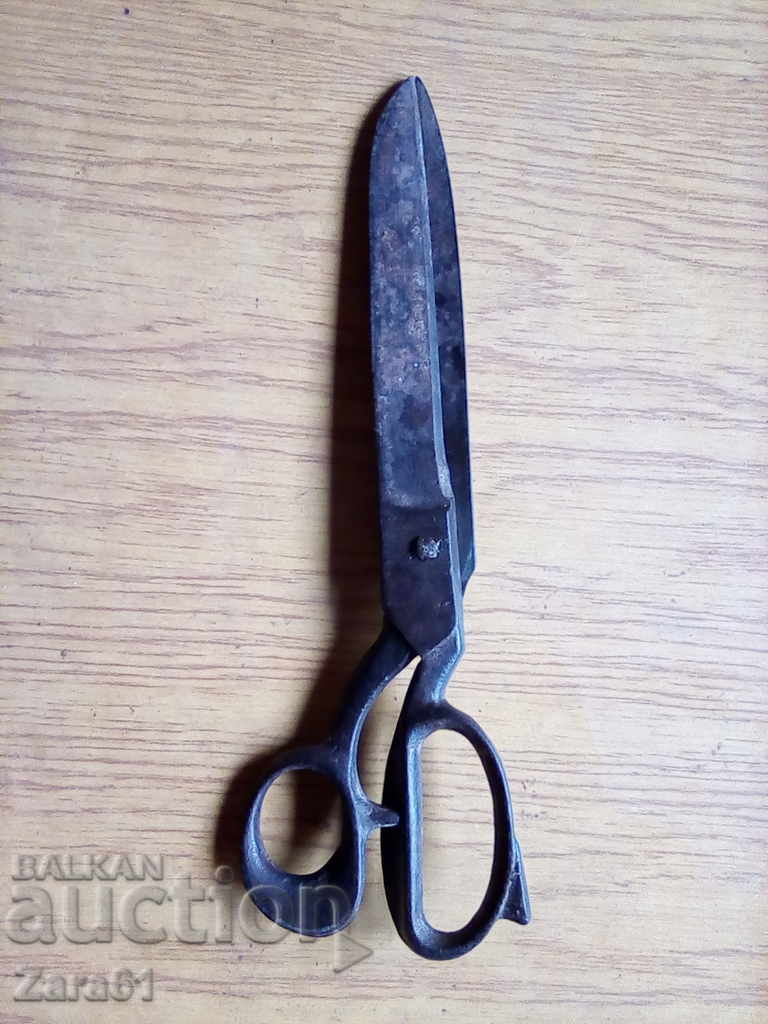 Delivery of Old branded scissors will Delivery of Old branded scissors will